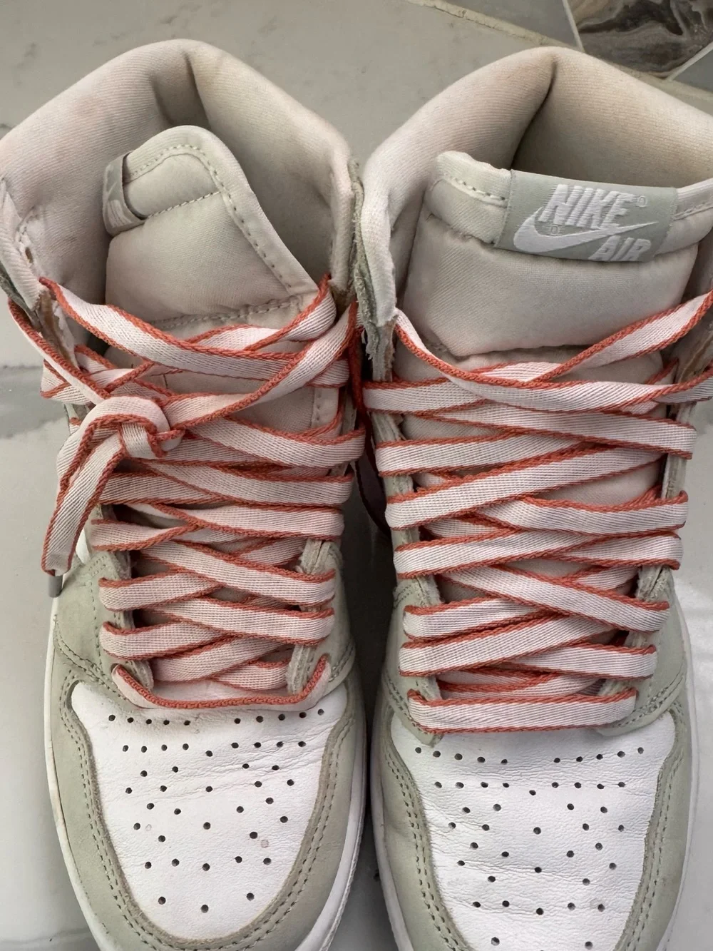 Air Jordan 1 Retro High OG Seafoam Women’s Size 5.5